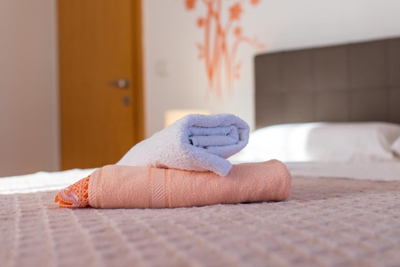 Studio Apartment Vittoria Laurana Esterno foto